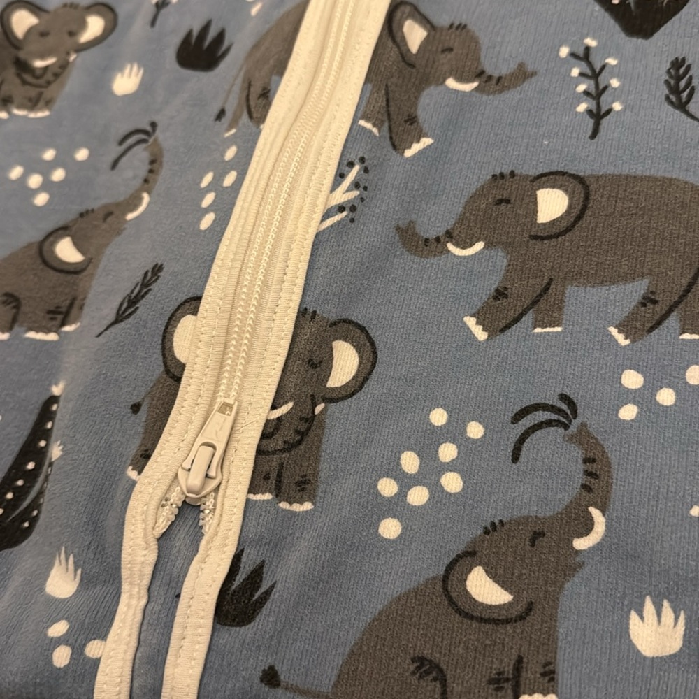 Winter Water Factory Sleep Sack elephants - Picture 2 of 4